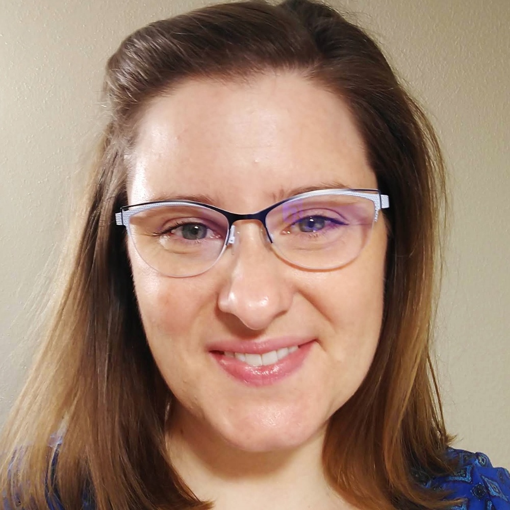 Meet your Posher, Carrie